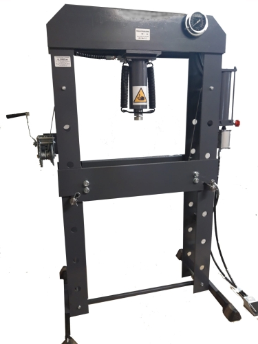 Prasa hydrauliczno-pneumatyczna 50 t. ELEVADOR